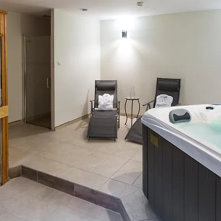 珀斯特法什酒店 3*