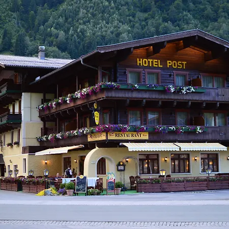 珀斯特法什酒店 Fusch an der Grossglocknerstrasse