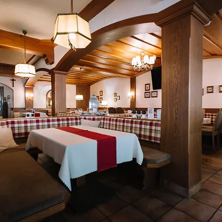 珀斯特法什酒店